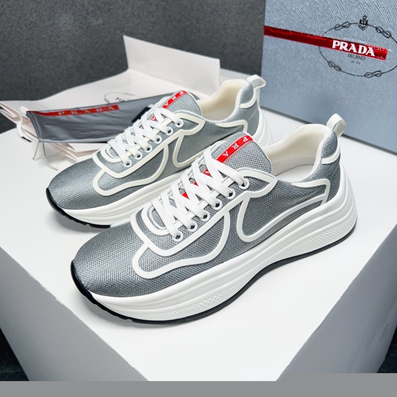 Pra*a casual shoes